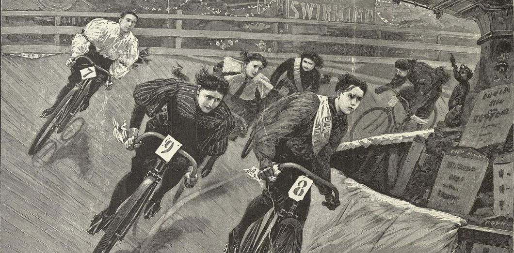 1280px-women_bicycle_racing_in_london_1897